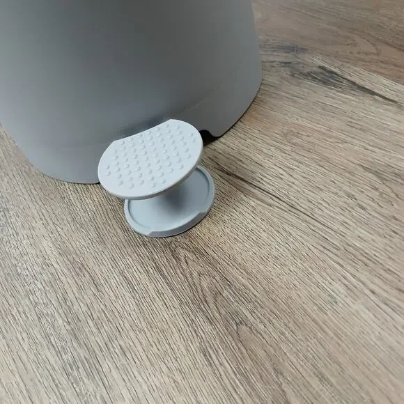 Modkat Litter Keeper + Scoop plastic waste disposal pail bamboo charcoal filter - Picture 7 of 17